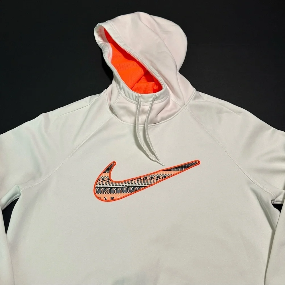 Nike Therma-Fit Women’s Hoodie
